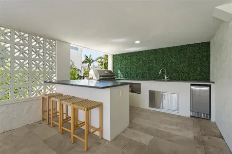 519 Loquat Drive Anna Maria FL 34216