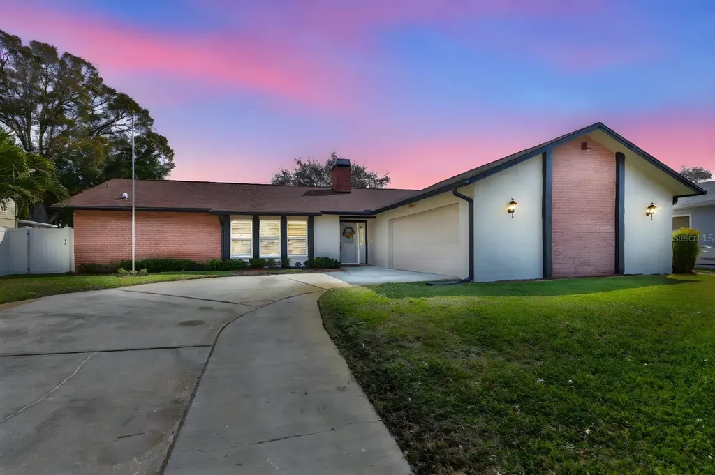 9275 133rd Street Seminole FL 33776