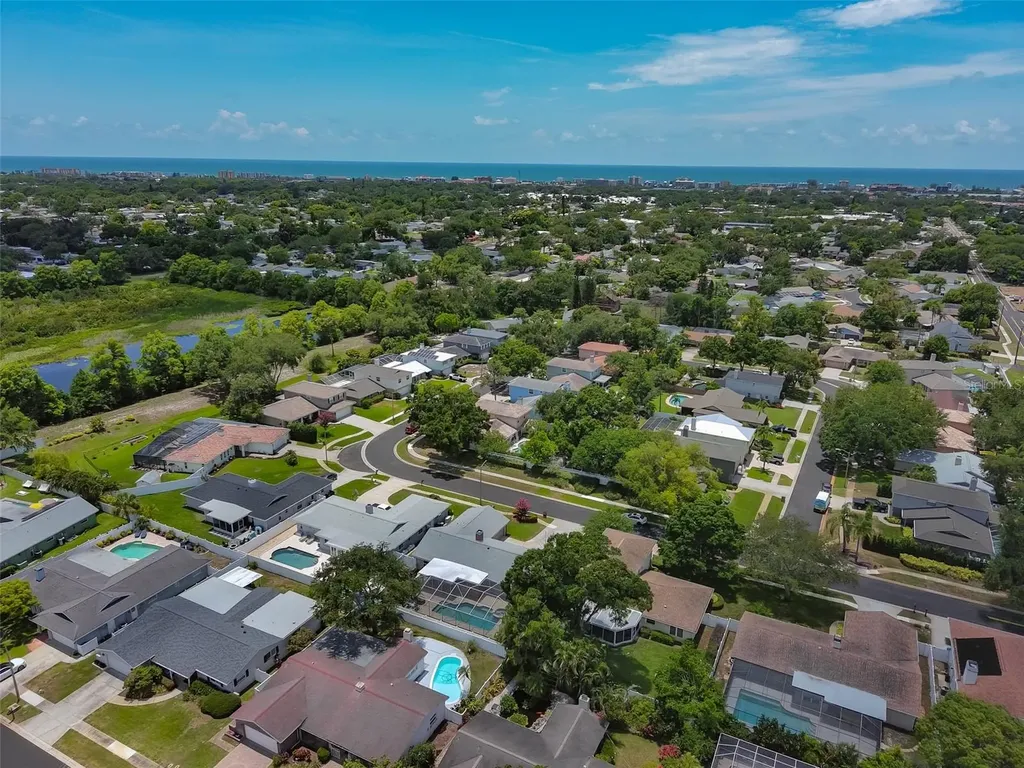 9275 133rd Street Seminole FL 33776