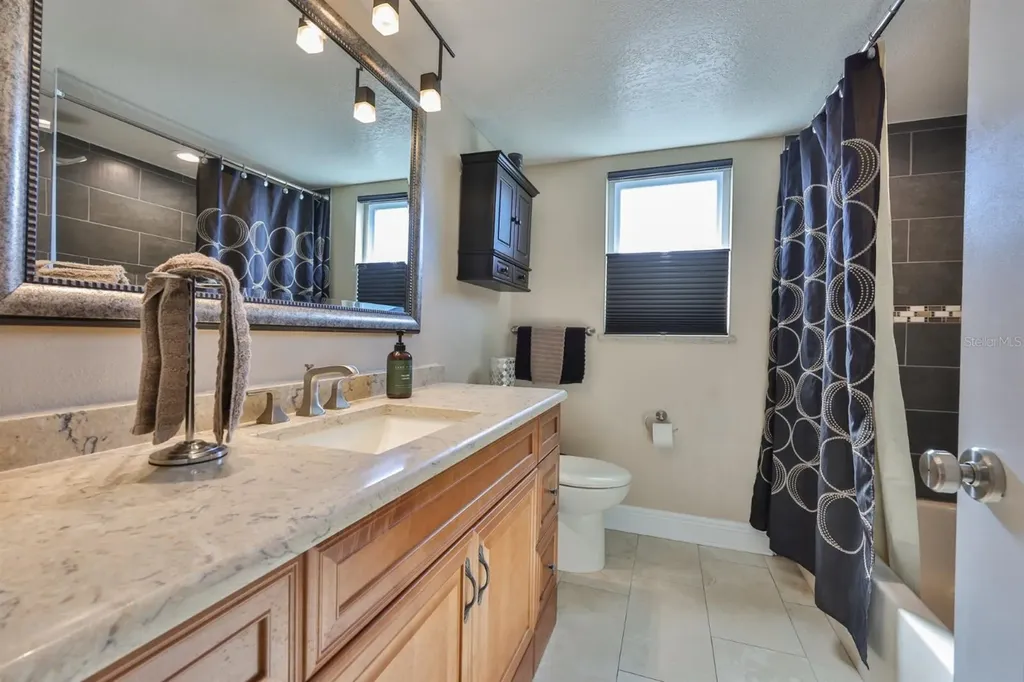 9275 133rd Street Seminole FL 33776