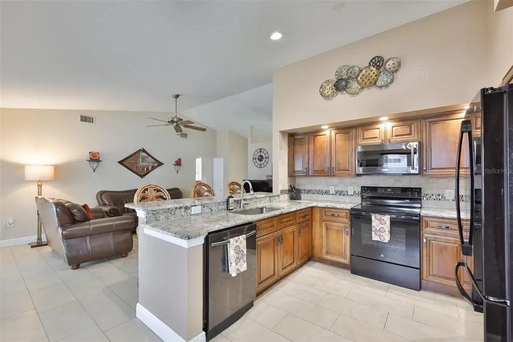 9275 133rd Street Seminole FL 33776
