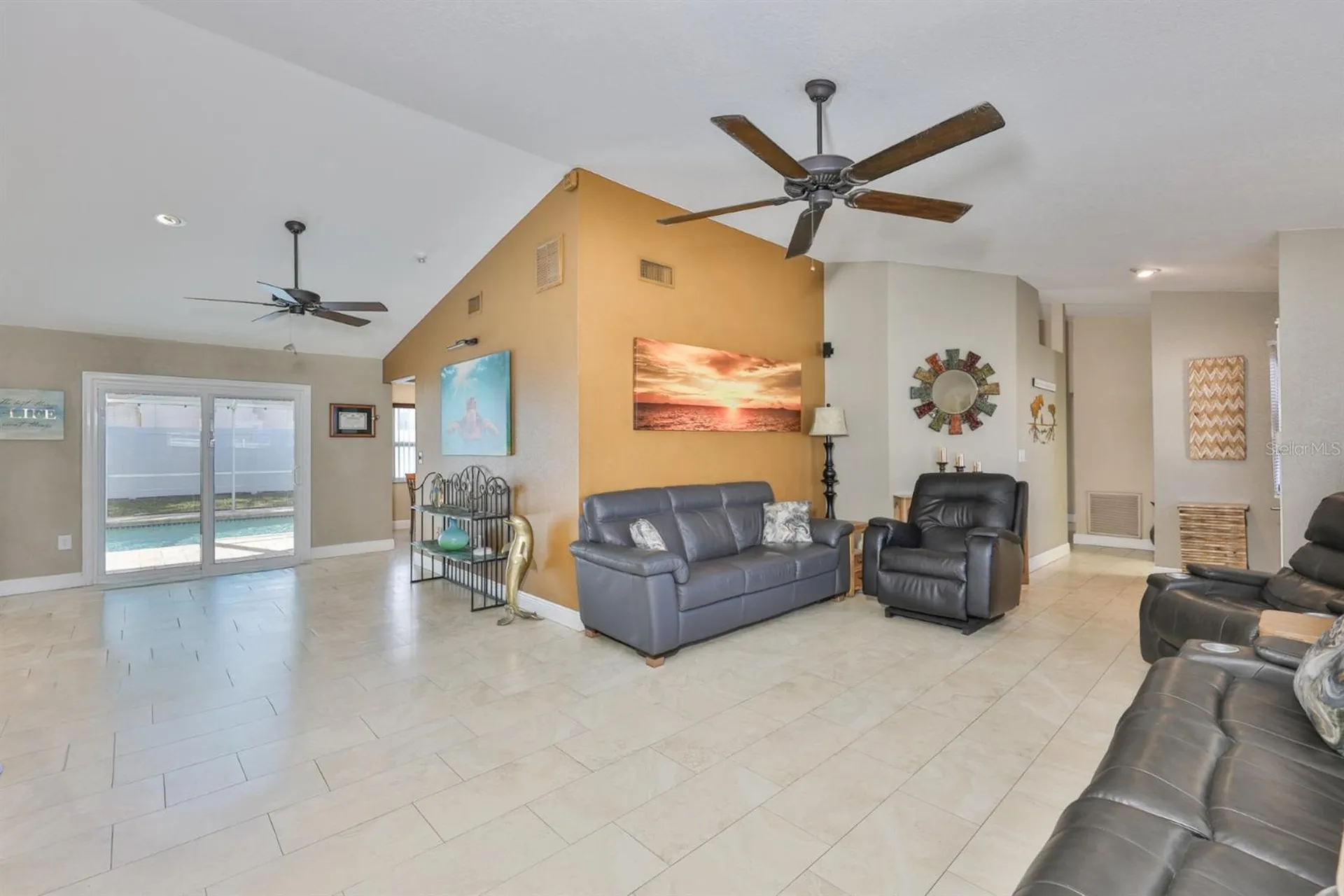 9275 133rd Street Seminole FL 33776