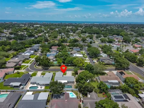 9275 133rd Street Seminole FL 33776