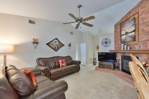 9275 133rd Street Seminole FL 33776