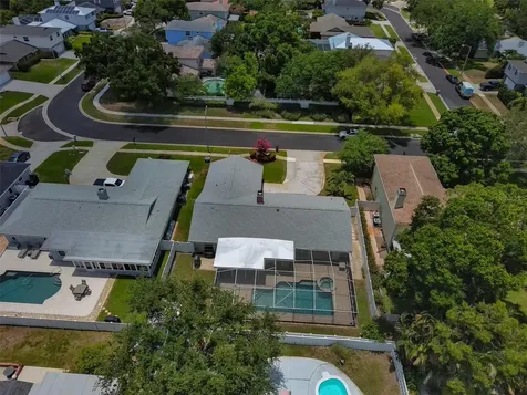 9275 133rd Street Seminole FL 33776