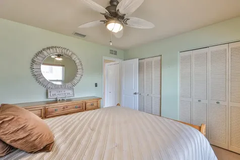 9275 133rd Street Seminole FL 33776