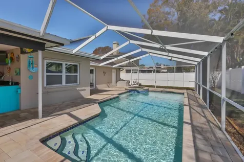 9275 133rd Street Seminole FL 33776