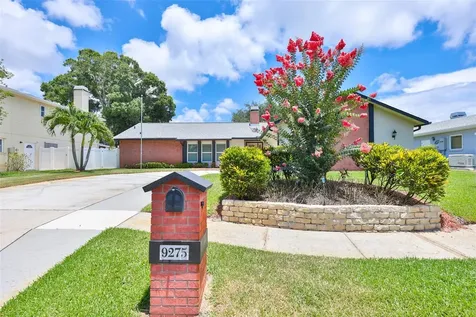 9275 133rd Street Seminole FL 33776