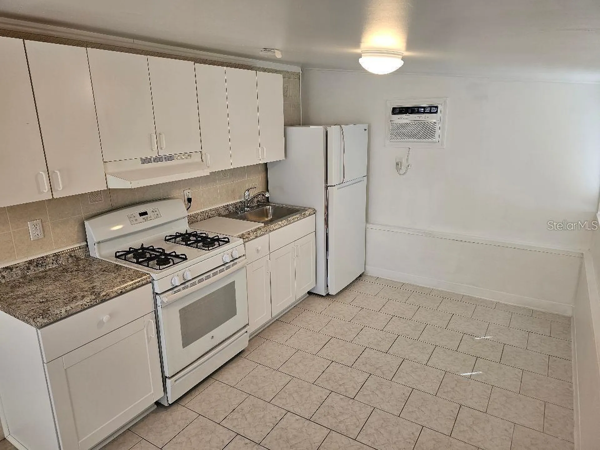 103 32nd Street NW Bradenton FL 34205