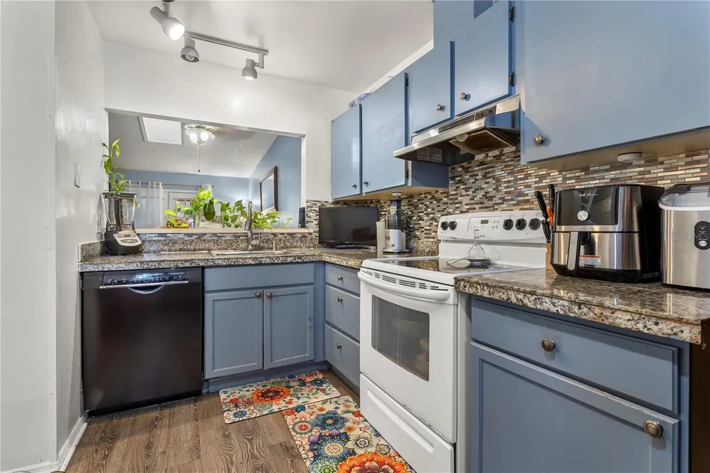 525 Derby Drive Altamonte Springs FL 32714