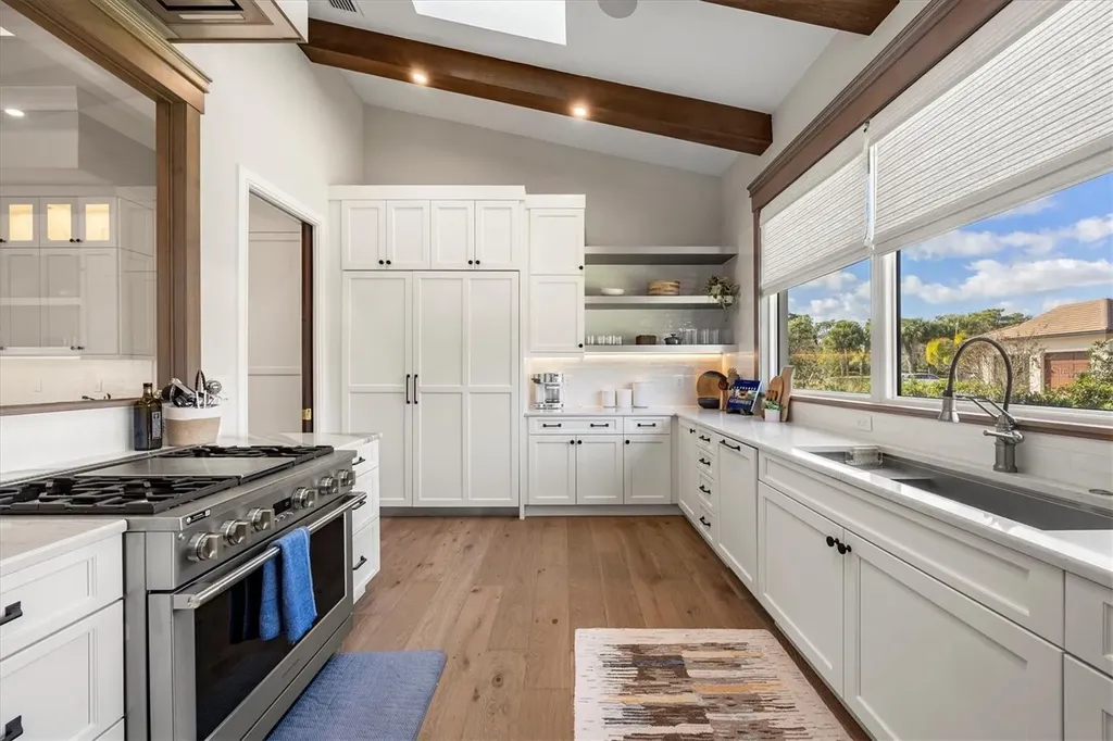 3927 Founders Club Drive Sarasota FL 34240