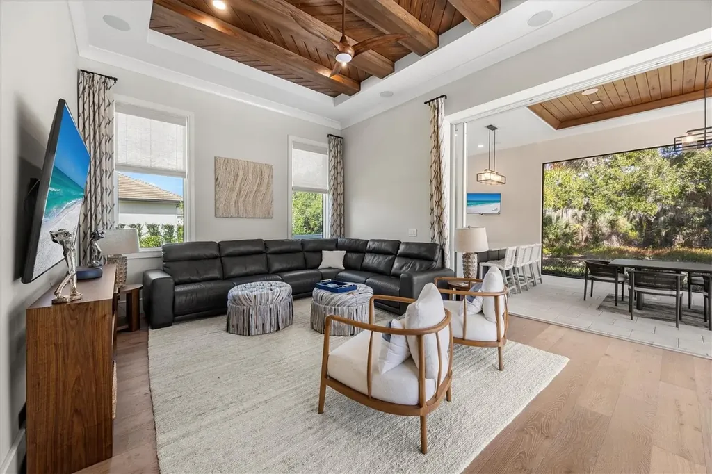 3927 Founders Club Drive Sarasota FL 34240