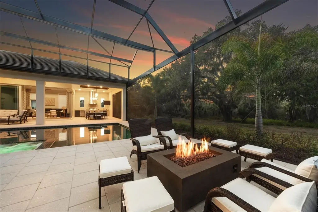 3927 Founders Club Drive Sarasota FL 34240