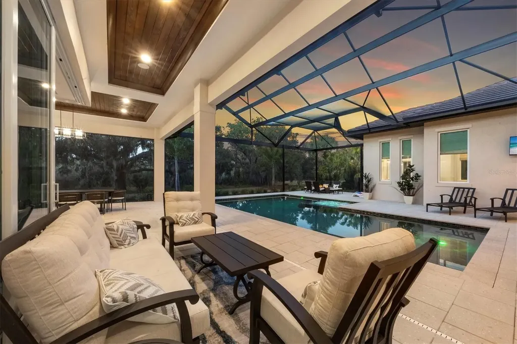 3927 Founders Club Drive Sarasota FL 34240