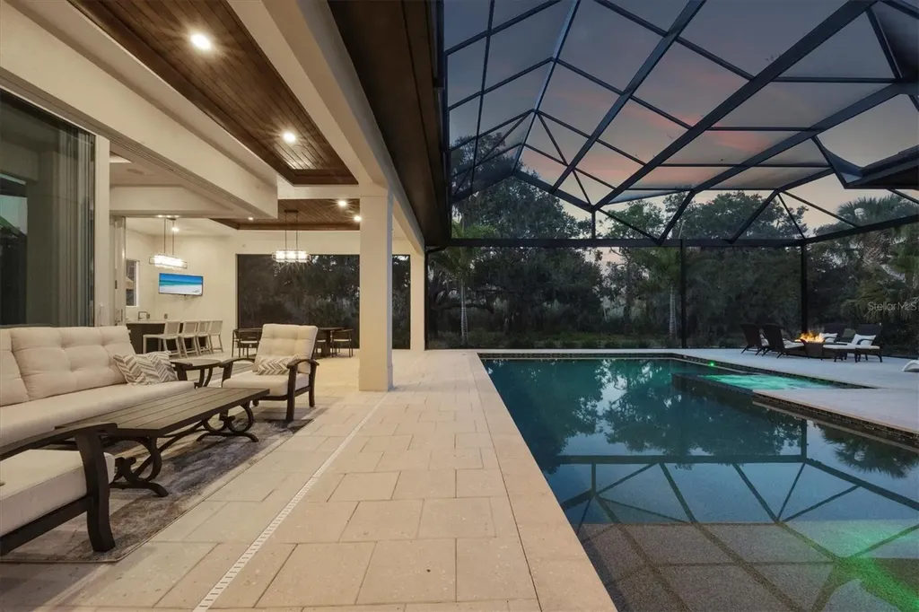 3927 Founders Club Drive Sarasota FL 34240