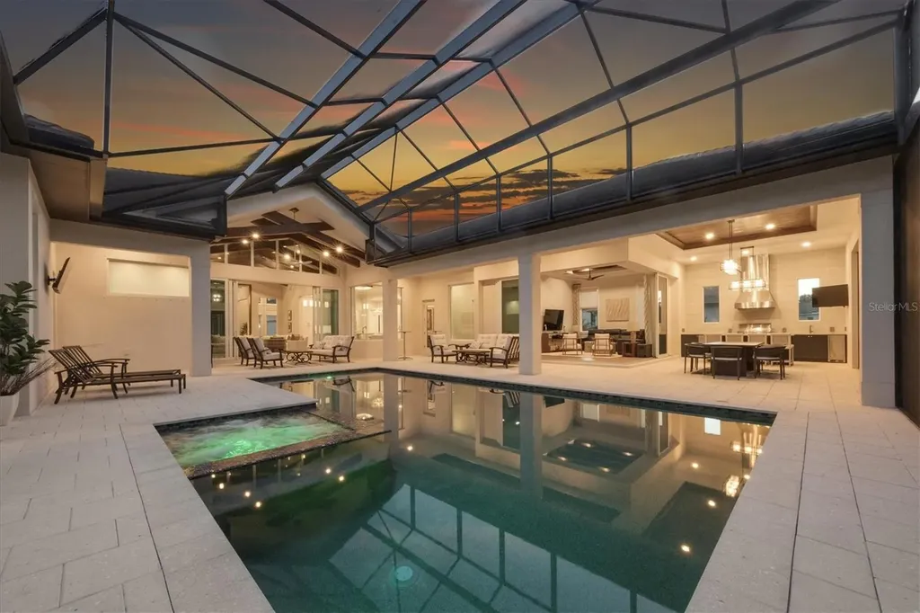 3927 Founders Club Drive Sarasota FL 34240