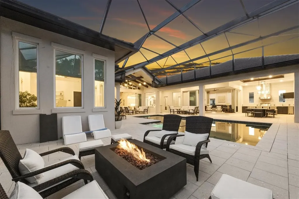 3927 Founders Club Drive Sarasota FL 34240