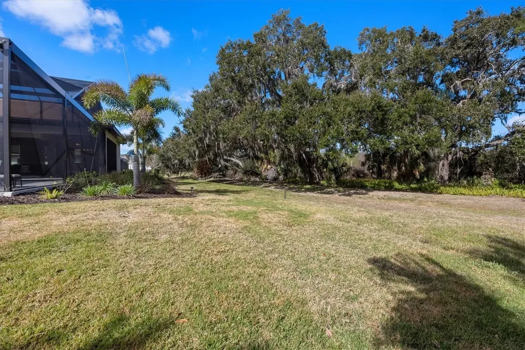 3927 Founders Club Drive Sarasota FL 34240