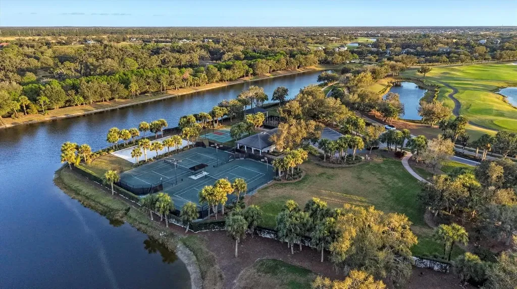3927 Founders Club Drive Sarasota FL 34240