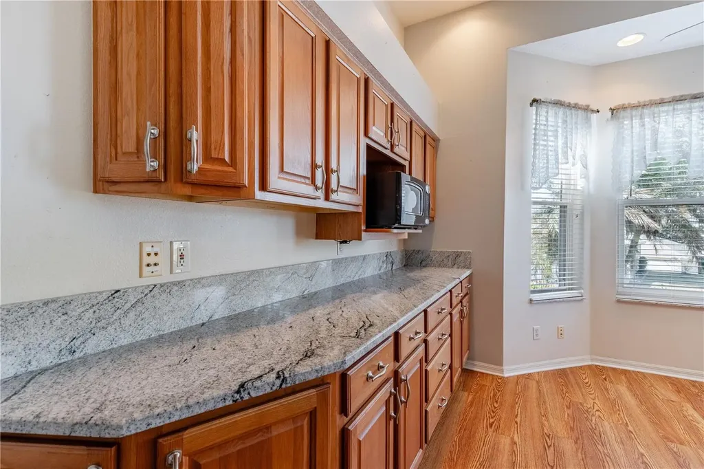 5732 Freeport Drive Tavares FL 32778
