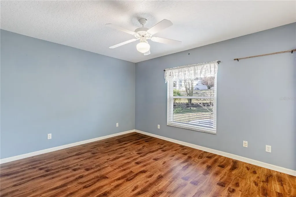 5732 Freeport Drive Tavares FL 32778