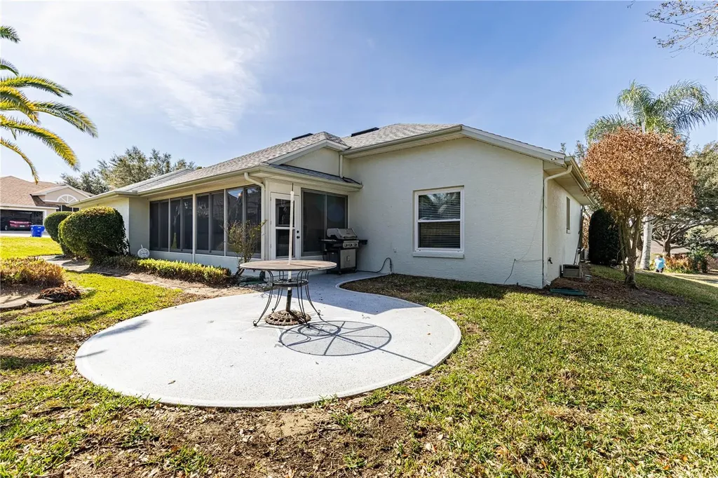 5732 Freeport Drive Tavares FL 32778