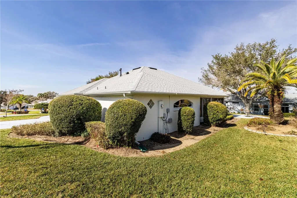 5732 Freeport Drive Tavares FL 32778