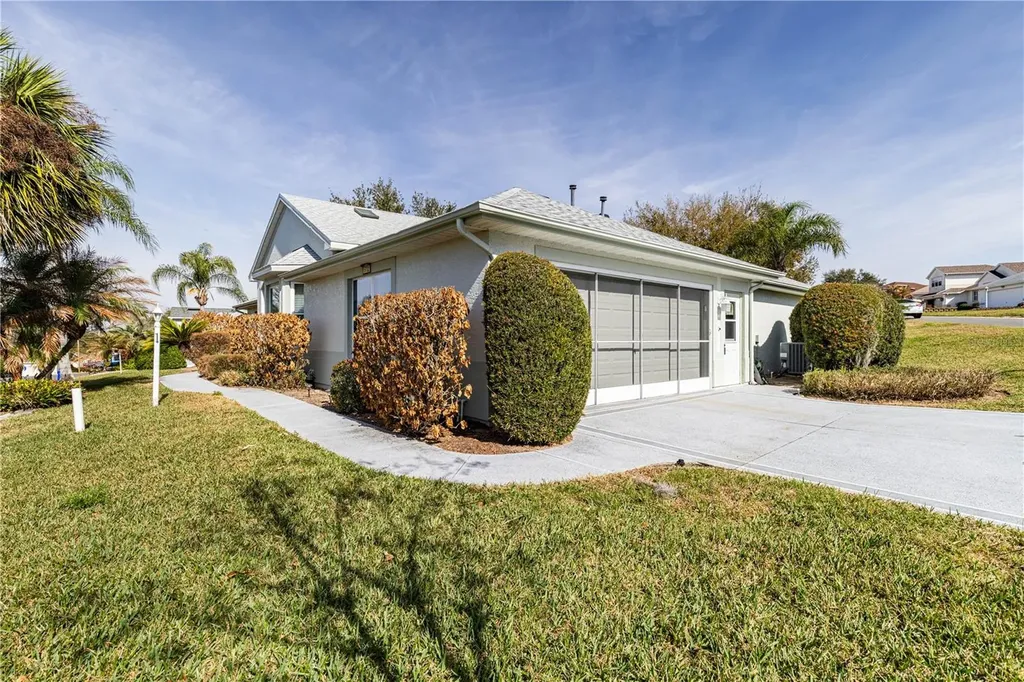 5732 Freeport Drive Tavares FL 32778