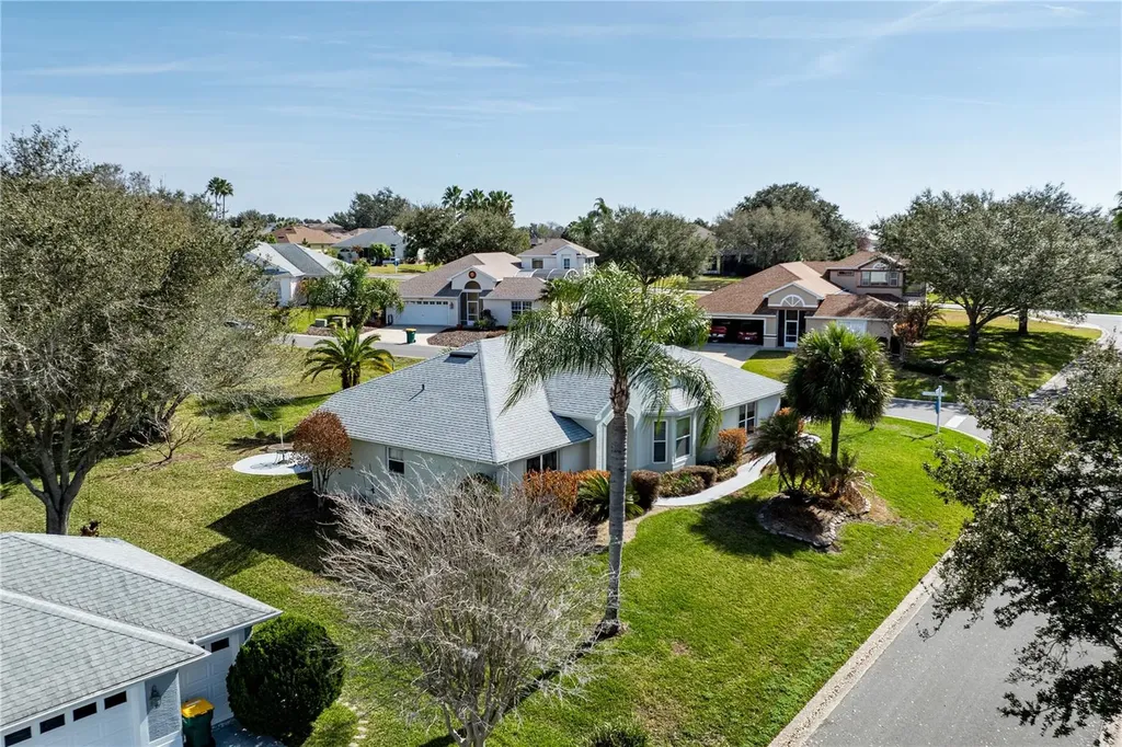 5732 Freeport Drive Tavares FL 32778
