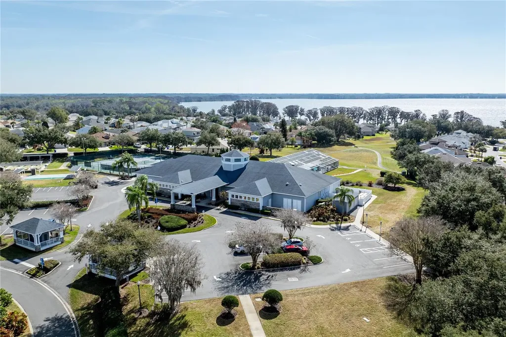 5732 Freeport Drive Tavares FL 32778