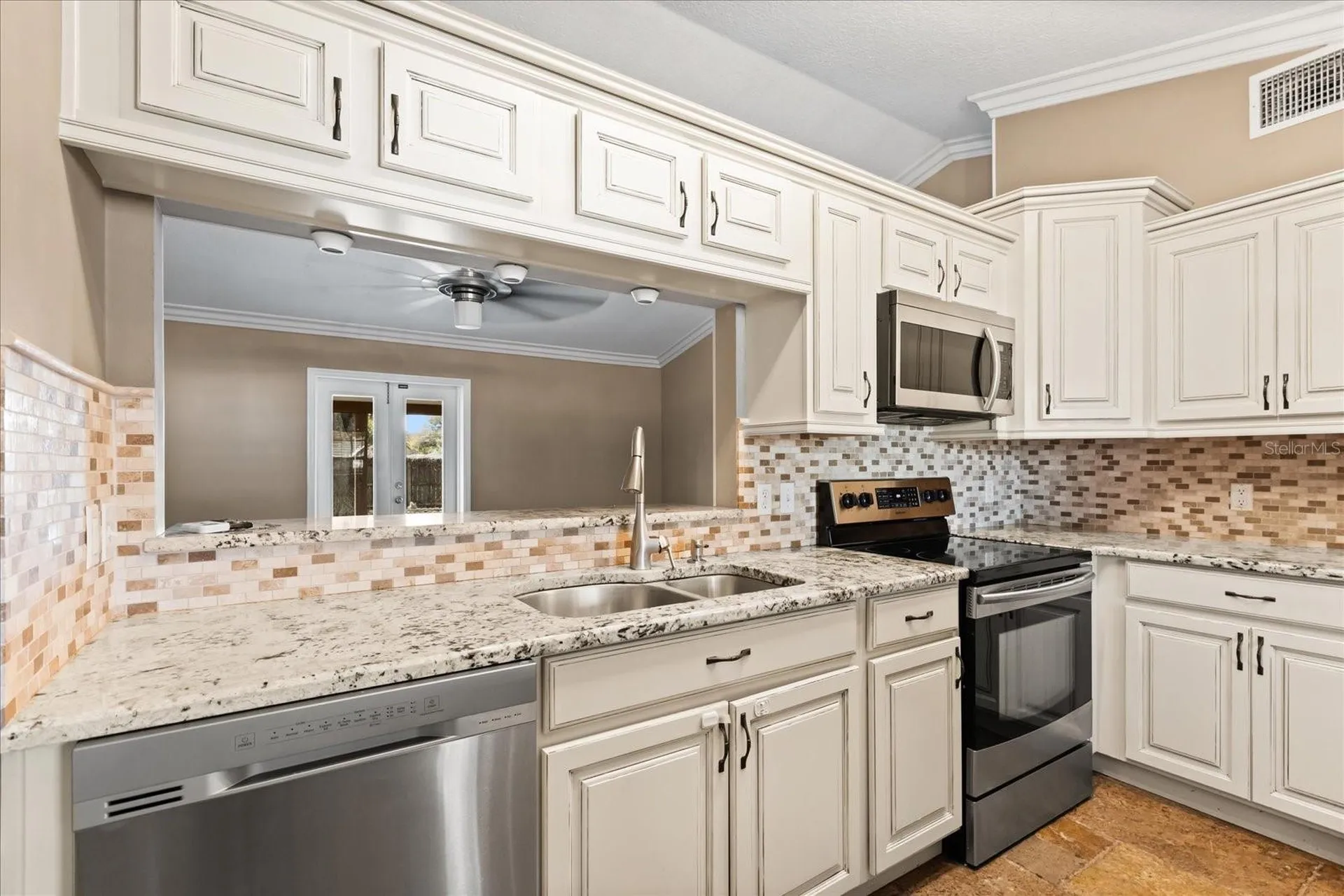 2728 Bayview Drive Eustis FL 32726