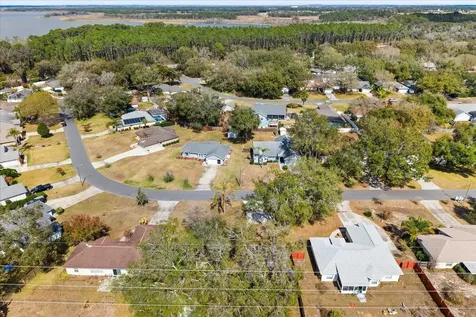 2728 Bayview Drive Eustis FL 32726