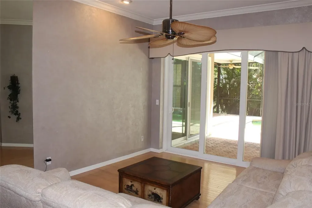 2303 Oxford Court Safety Harbor FL 34695
