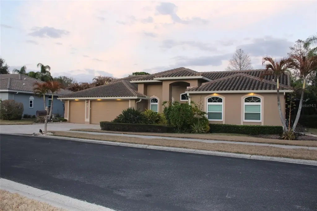 2303 Oxford Court Safety Harbor FL 34695