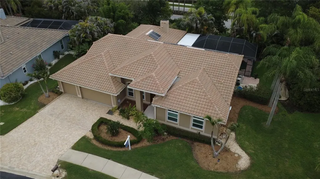 2303 Oxford Court Safety Harbor FL 34695