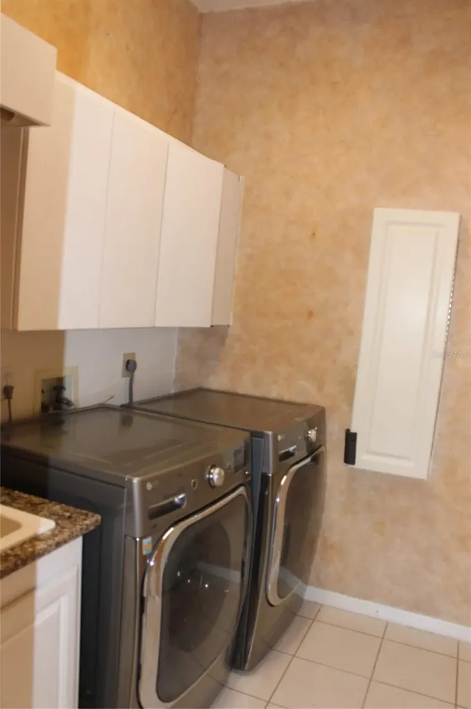 2303 Oxford Court Safety Harbor FL 34695