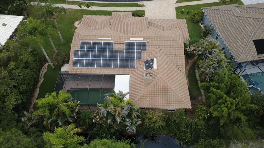 2303 Oxford Court Safety Harbor FL 34695