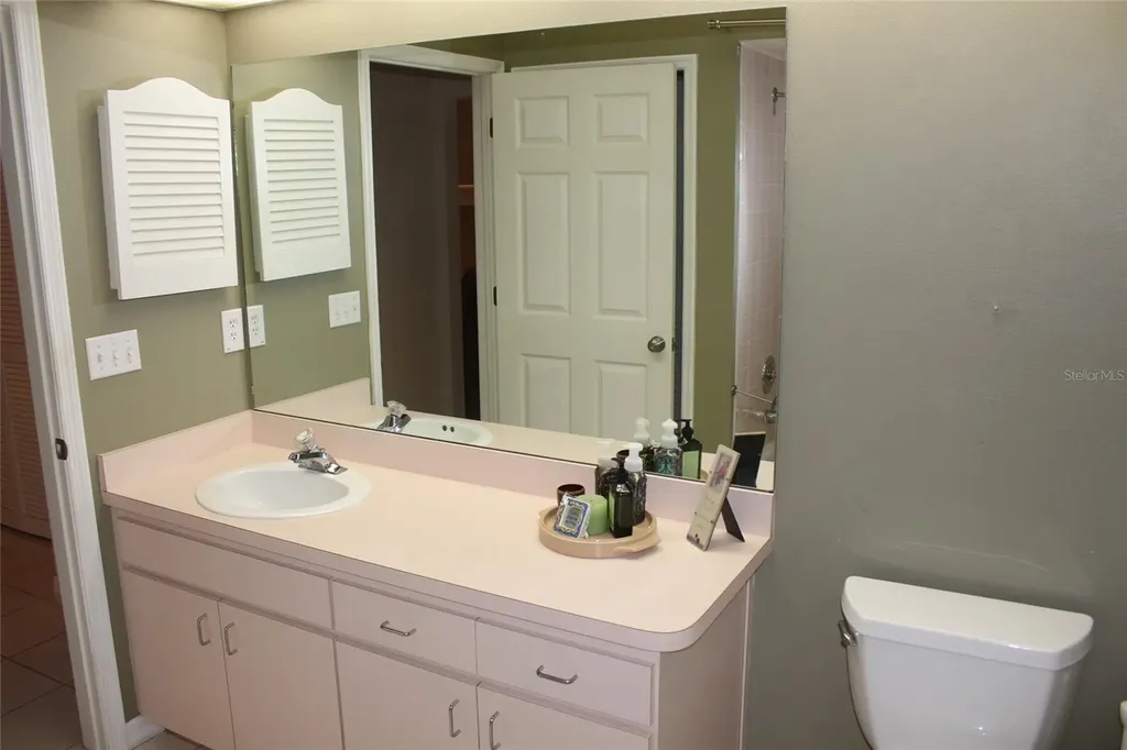 2303 Oxford Court Safety Harbor FL 34695