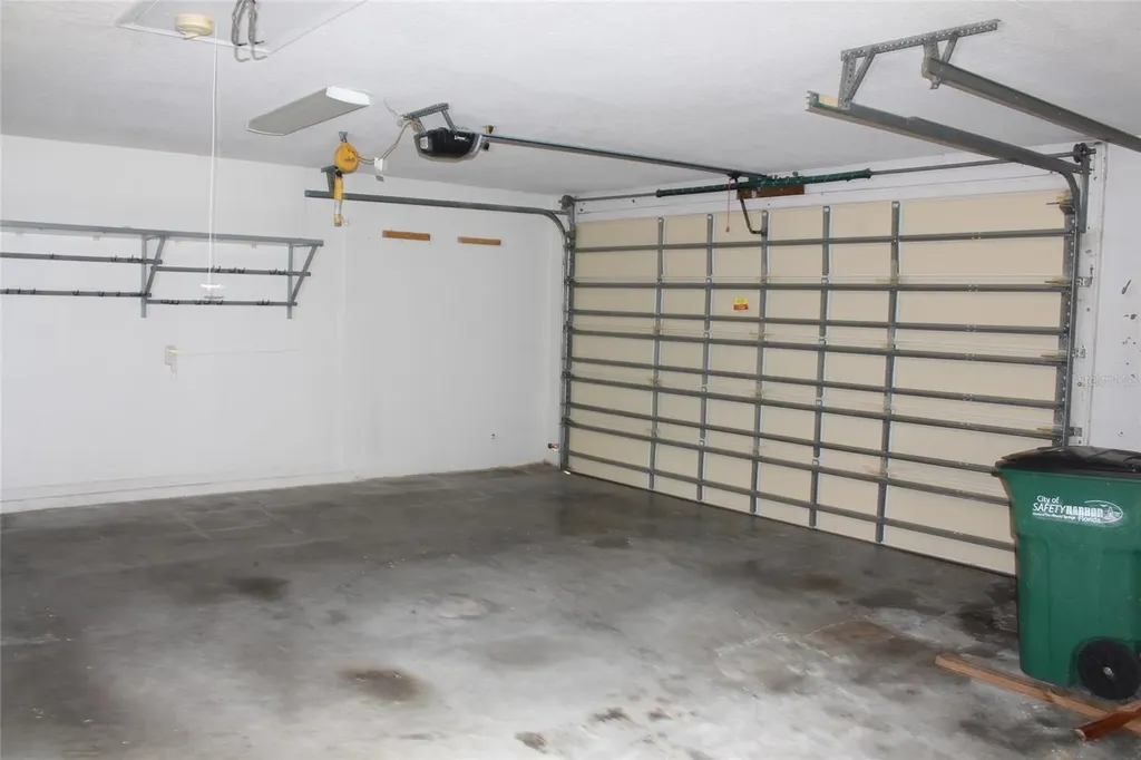 2303 Oxford Court Safety Harbor FL 34695
