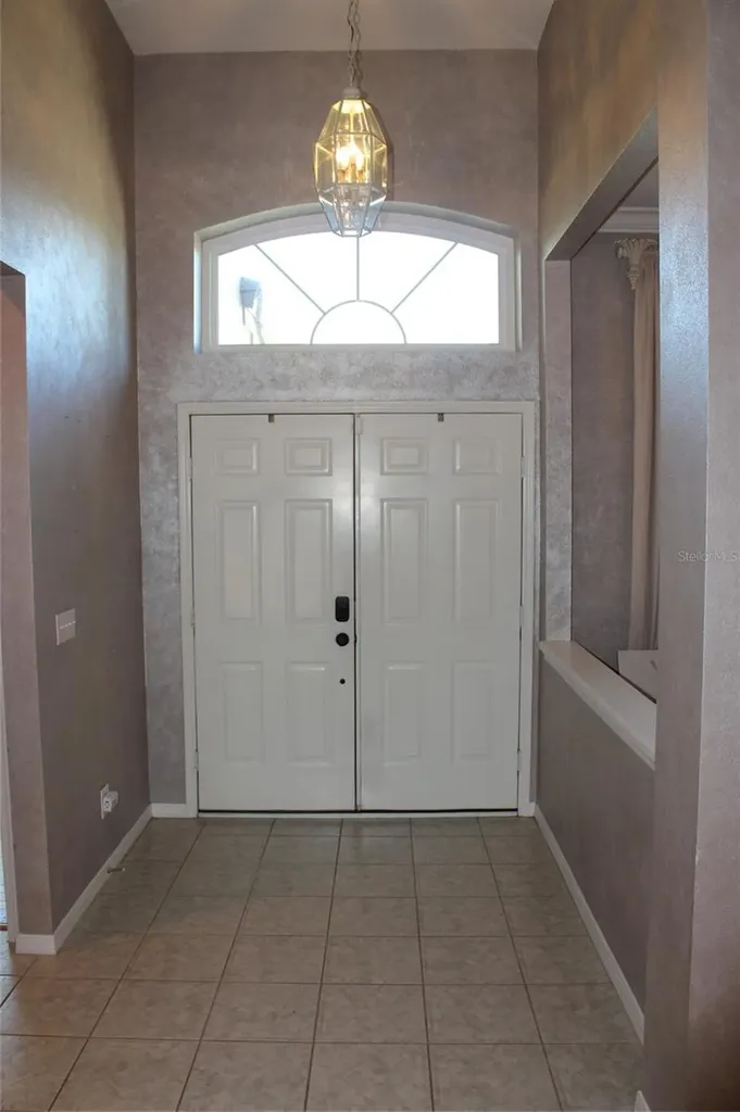 2303 Oxford Court Safety Harbor FL 34695
