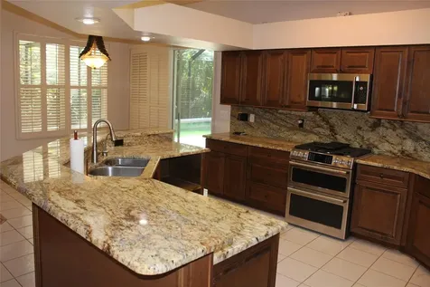 2303 Oxford Court Safety Harbor FL 34695