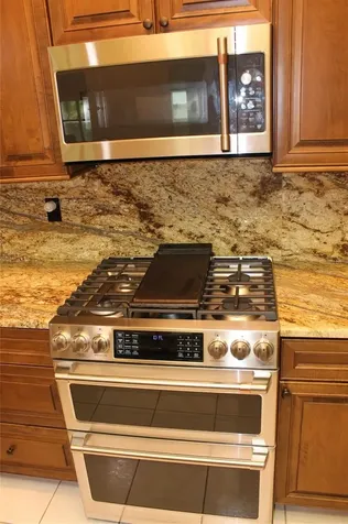2303 Oxford Court Safety Harbor FL 34695