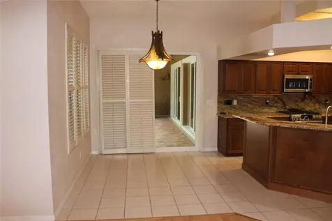 2303 Oxford Court Safety Harbor FL 34695