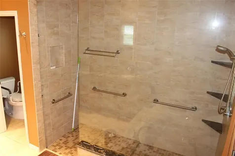 2303 Oxford Court Safety Harbor FL 34695