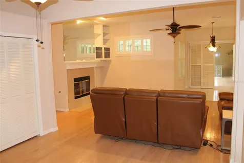2303 Oxford Court Safety Harbor FL 34695