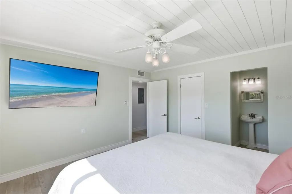 765 John Ringling Boulevard Sarasota FL 34236