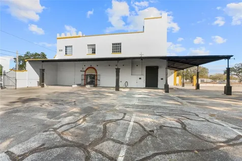 939 N Magnolia Avenue Ocala FL 34475