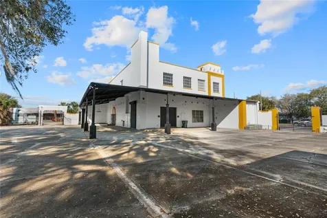 939 N Magnolia Avenue Ocala FL 34475