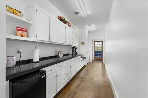 939 N Magnolia Avenue Ocala FL 34475