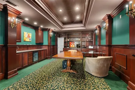 939 N Magnolia Avenue Ocala FL 34475